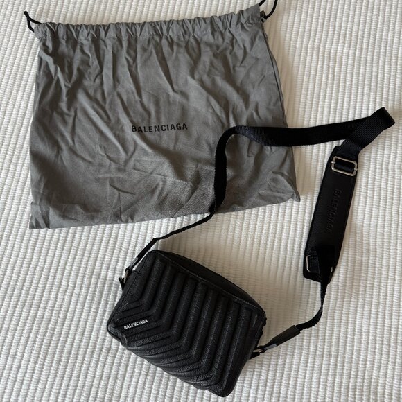 Balenciaga Black Leather Crossbody Bag - Picture 1 of 7